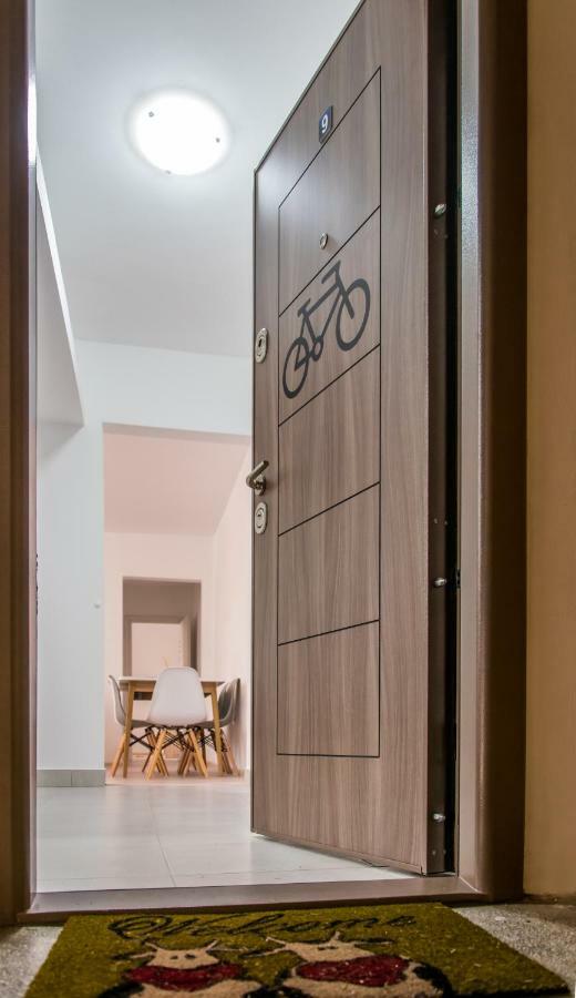 Bike-Friendly Apartment Timişoara Exterior foto